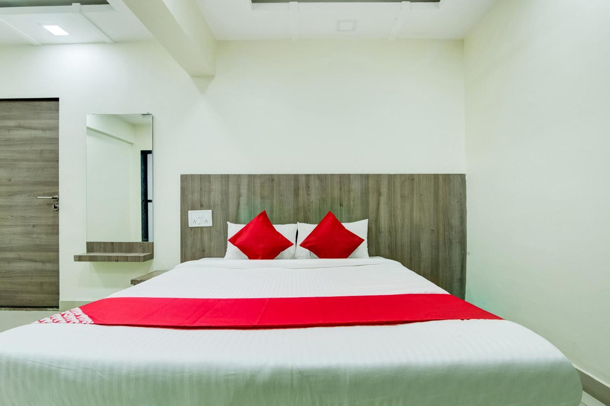 Hotel O Kunal Palace Navi Mumbai Extérieur photo